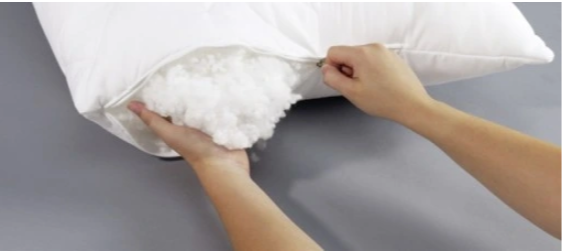 Pagalvė MILA – antialerginė, dygsniuota, su užtrauktuku - Image 3