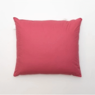 Pagalvė ROŽĖ – lengvumas, šiluma ir išskirtinis komfortas